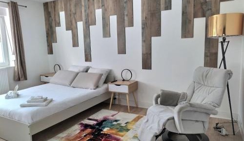 Double Room with Shared Bathroom