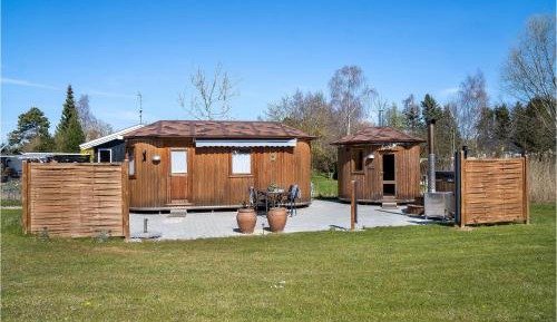 One-Bedroom Holiday Home