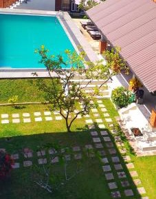 Triple Room with Pool View