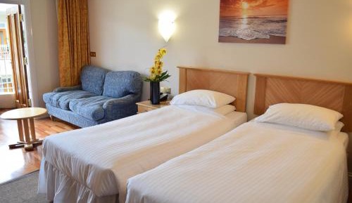 Twin Atrium Room