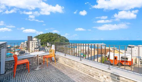 Two-Bedroom with Rooftop