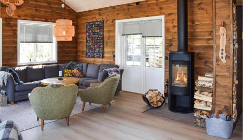 Five-Bedroom Holiday Home