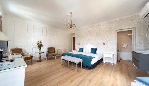 Superior Twin Room with View