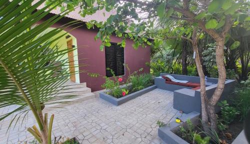 Villa with Garden View