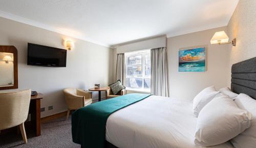 Double Room with Street View