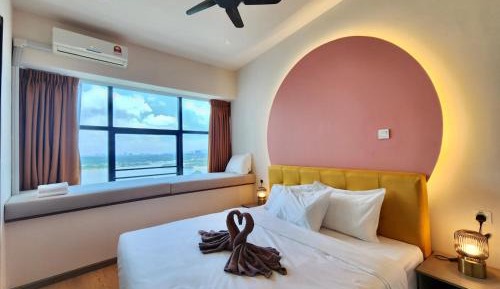 King Suite with Sea View
