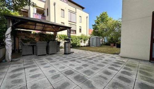 Apartment with Terrace