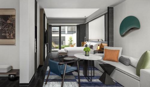 Premium King Room with Outdoor Living Area