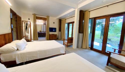 Twin Room with Mountain View