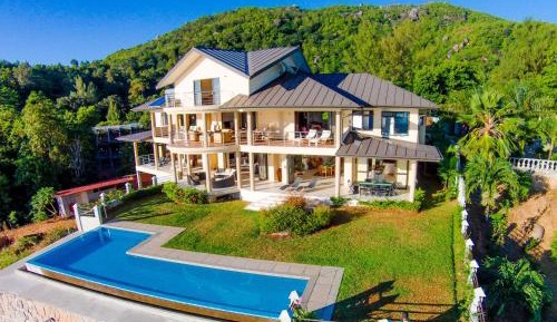 Villa with Sea View