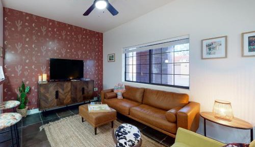 One Bedroom Apartment