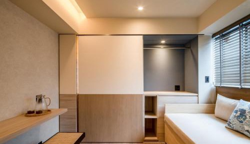 Apartment 301
