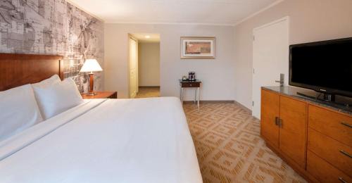 King Room - Non-Smoking