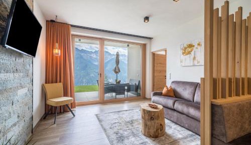 Superior One-Bedroom Apartment