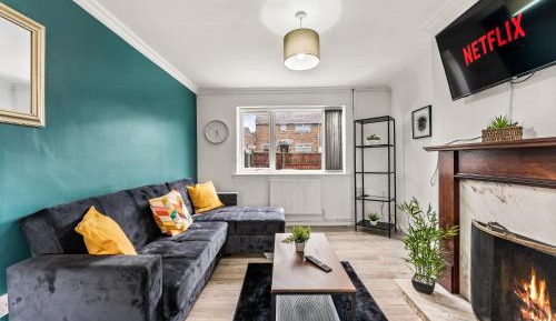 Three-Bedroom Townhouse