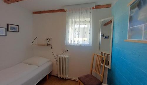 Single Room with Shared Bathroom