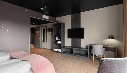 Queen Room - Disability Access