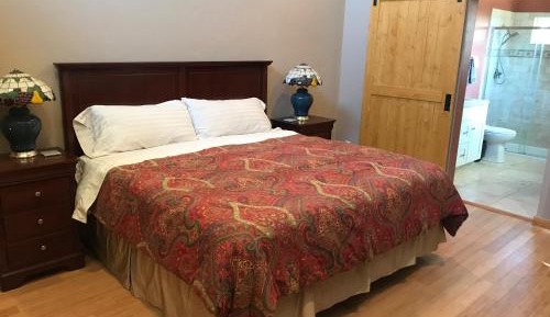 King Room with Mountain View