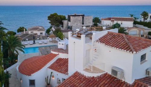 Villa with Sea View