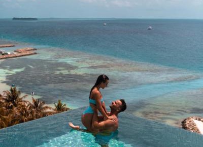 Deluxe Double Room with Balcony & Sea View with Honeymooners Escape