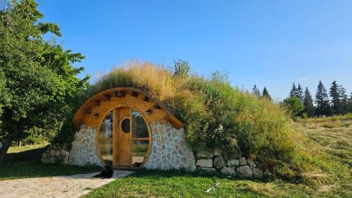 Bungalow with Garden View