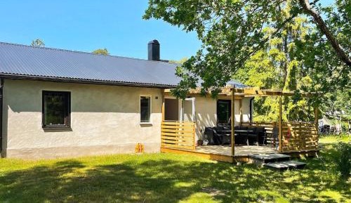 Three-Bedroom Holiday Home 