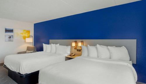Queen Room with Two Queen Beds - Accessible/Non Smoking