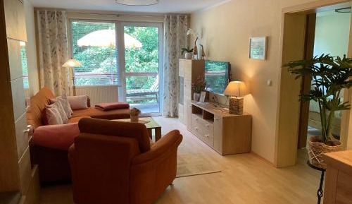 Apartment with Mountain View