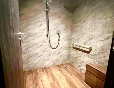 Quadruple Room with Shared Bathroom