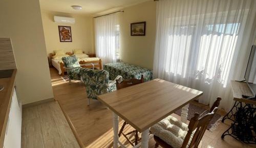 Triple Room with Garden View