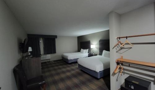 Queen Room with Two Queen Beds - Disability Access