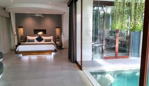 Deluxe King Room