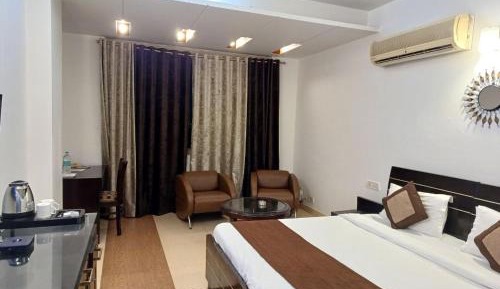 Superior King Room