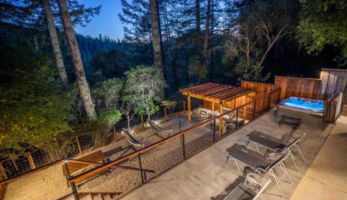 Two-Bedroom Holiday Home