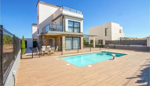 Four-Bedroom Holiday Home