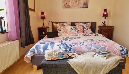 Junior Suite with Garden View