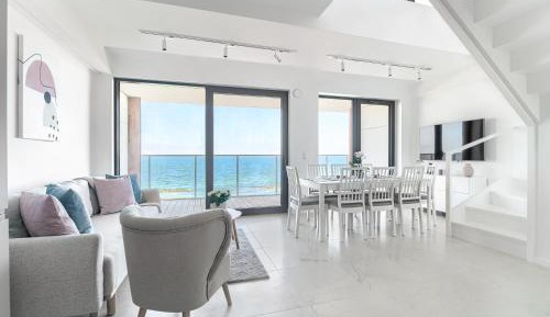 Penthouse Apartment