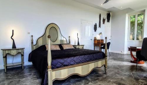 Queen Room with Garden View