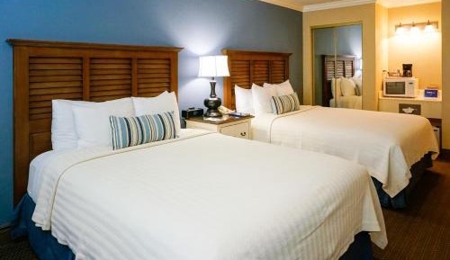 Standard Queen Room with Two Queen Beds