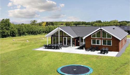 Six-Bedroom Holiday Home