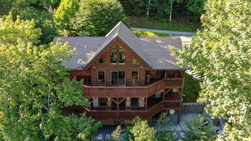 Four-Bedroom Holiday Home