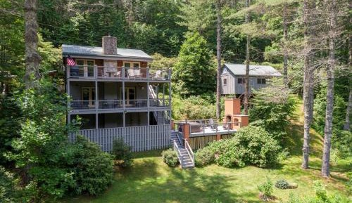 Two-Bedroom Holiday Home