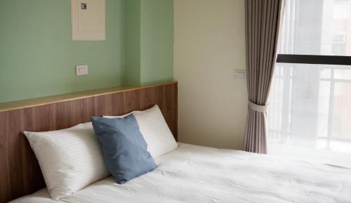 Quadruple Room with Private Bathroom
