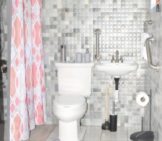 Queen Room - Disability Access