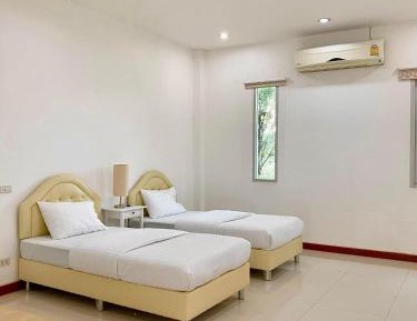 Superior Twin Room with Garden View