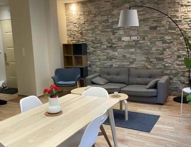 Apartment - Split Level