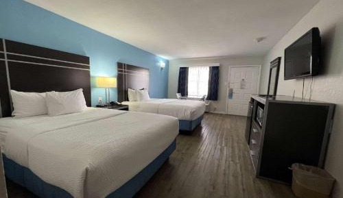 Double Room with Two Double Beds - Non-Smoking