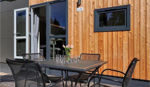 One-Bedroom Holiday Home