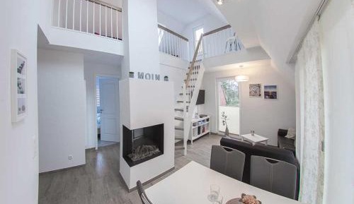 Two-Bedroom Apartment with Balcony