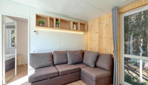 One-Bedroom Holiday Home
